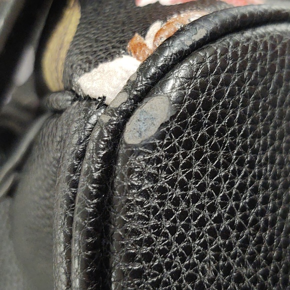 *FREE W/ Purchase Of One Other Item* Dana Buckman Floral Mini BackPack - Picture 4 of 14